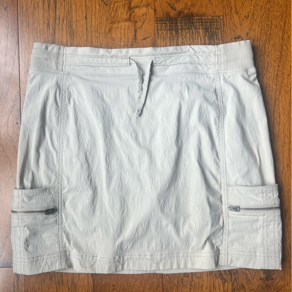 Athleta Women’s Gray Cargo Skort